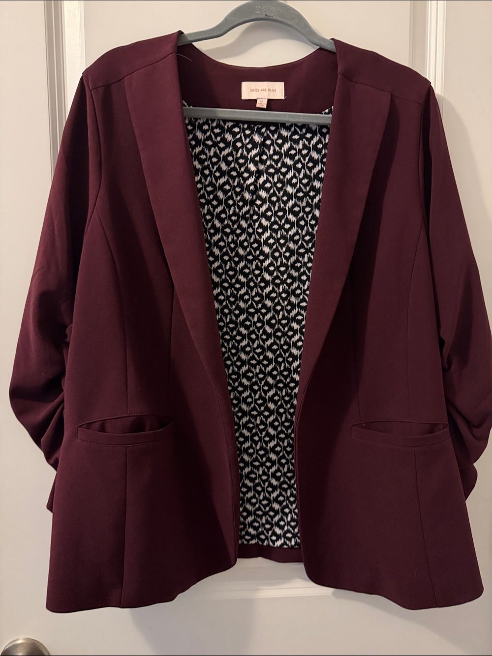 Skies Are Blue Open-Front Blazer in Burgundy